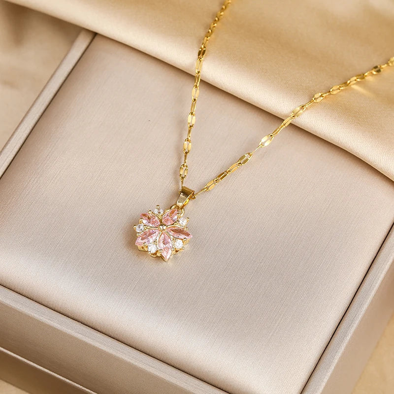 Collana Romantica Sakura Rose in Acciaio Inossidabile