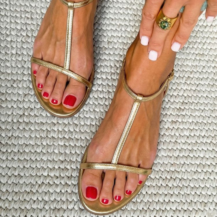 Ballere in metallo con T-strap