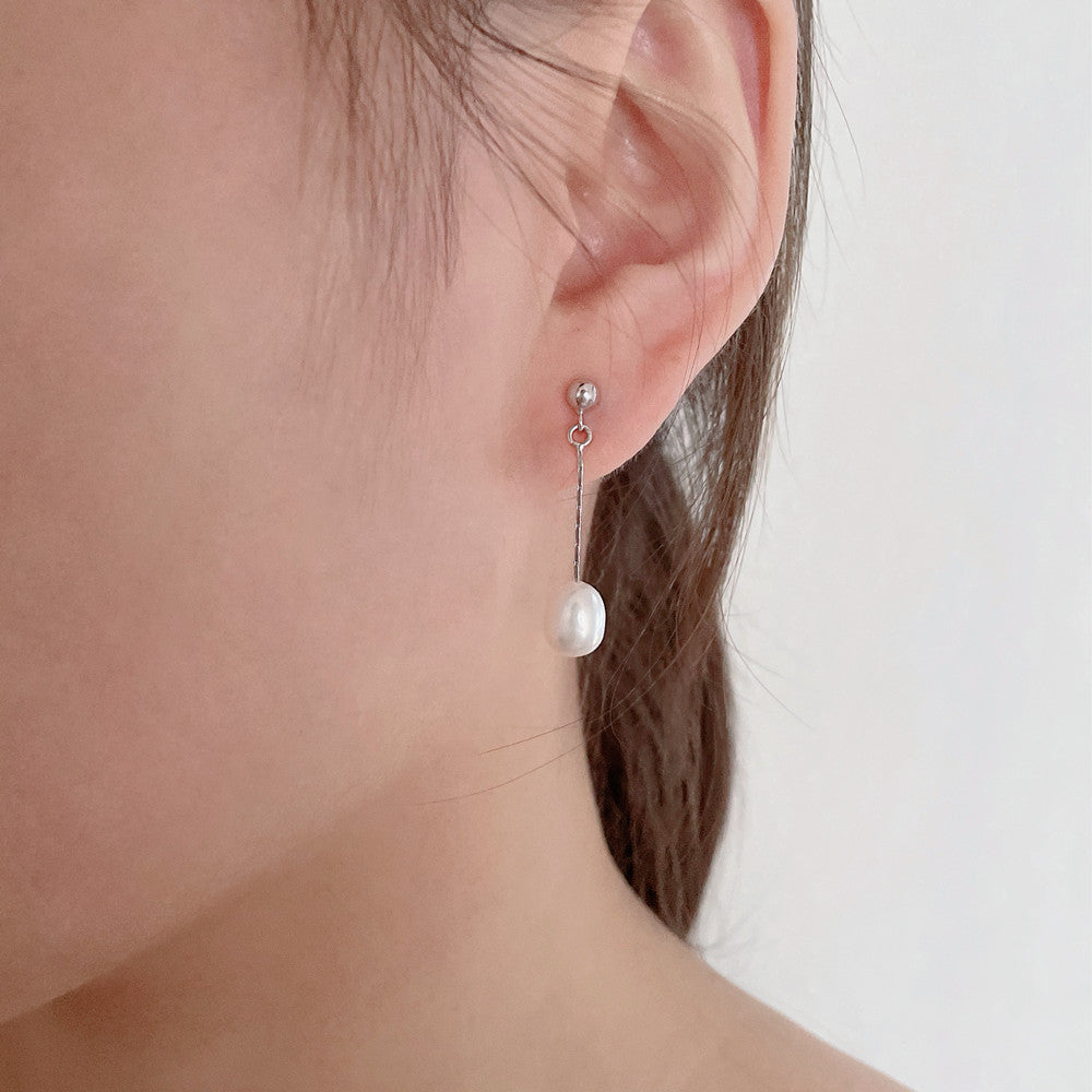 Eleganti Orecchini con Perla