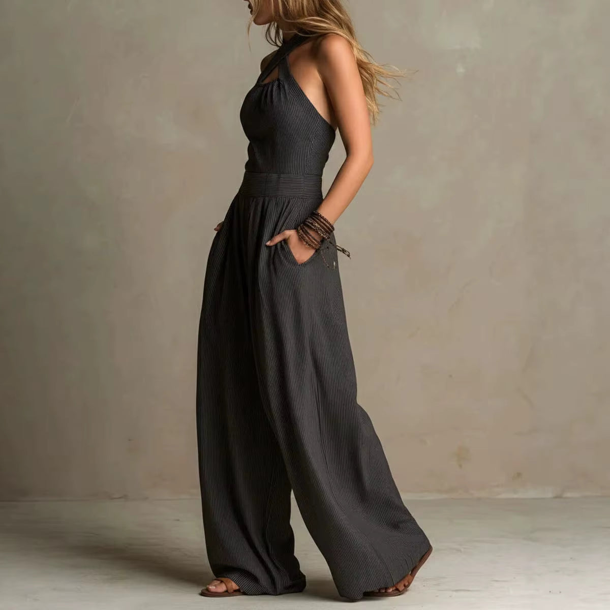 Ariana | Elegante Tuta con Scollatura Incrociata
